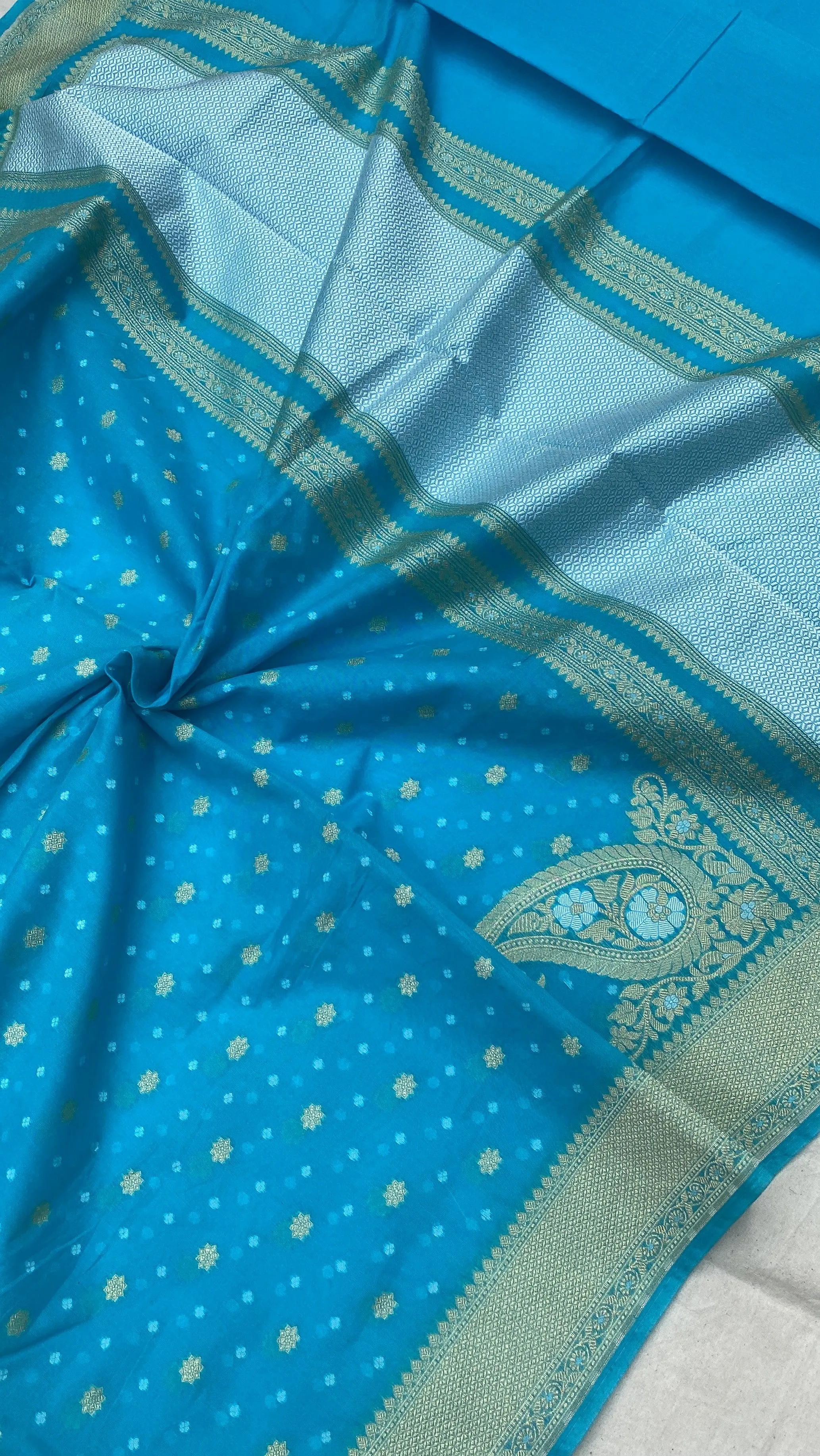 Handwoven Blue Pure Banarasi Cotton Sari