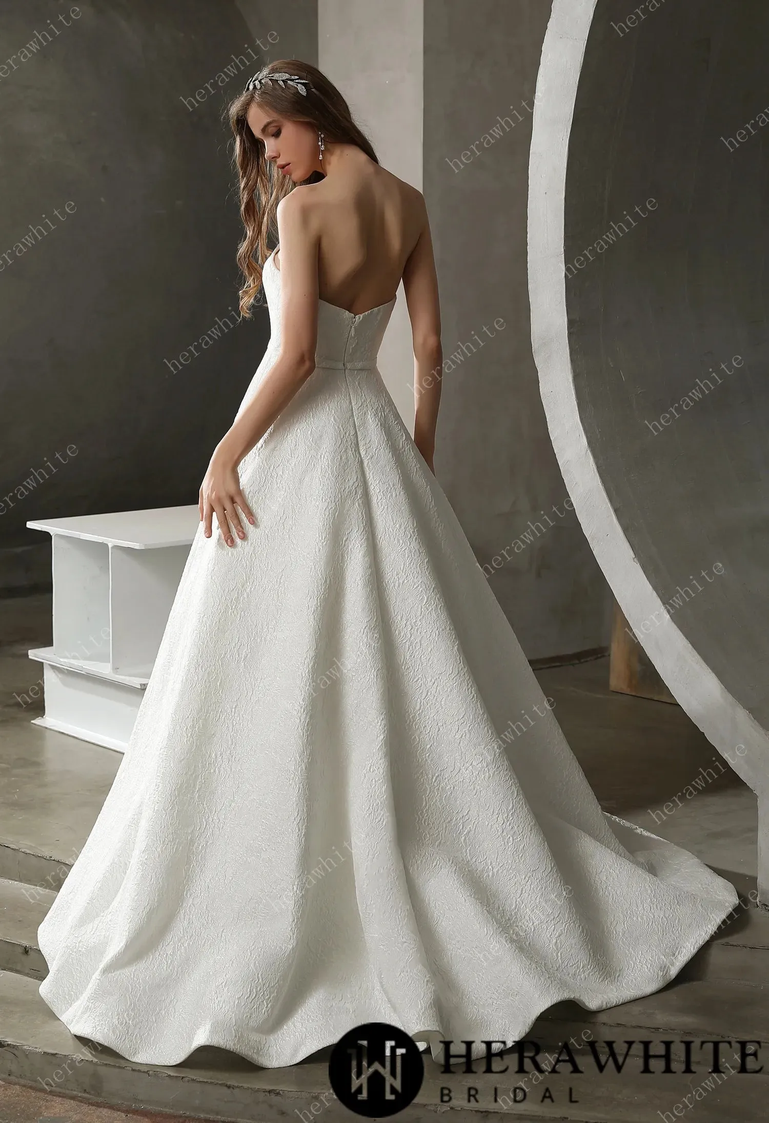 Hera White / Clean Strapless Ball Gown with Satin Jacquard