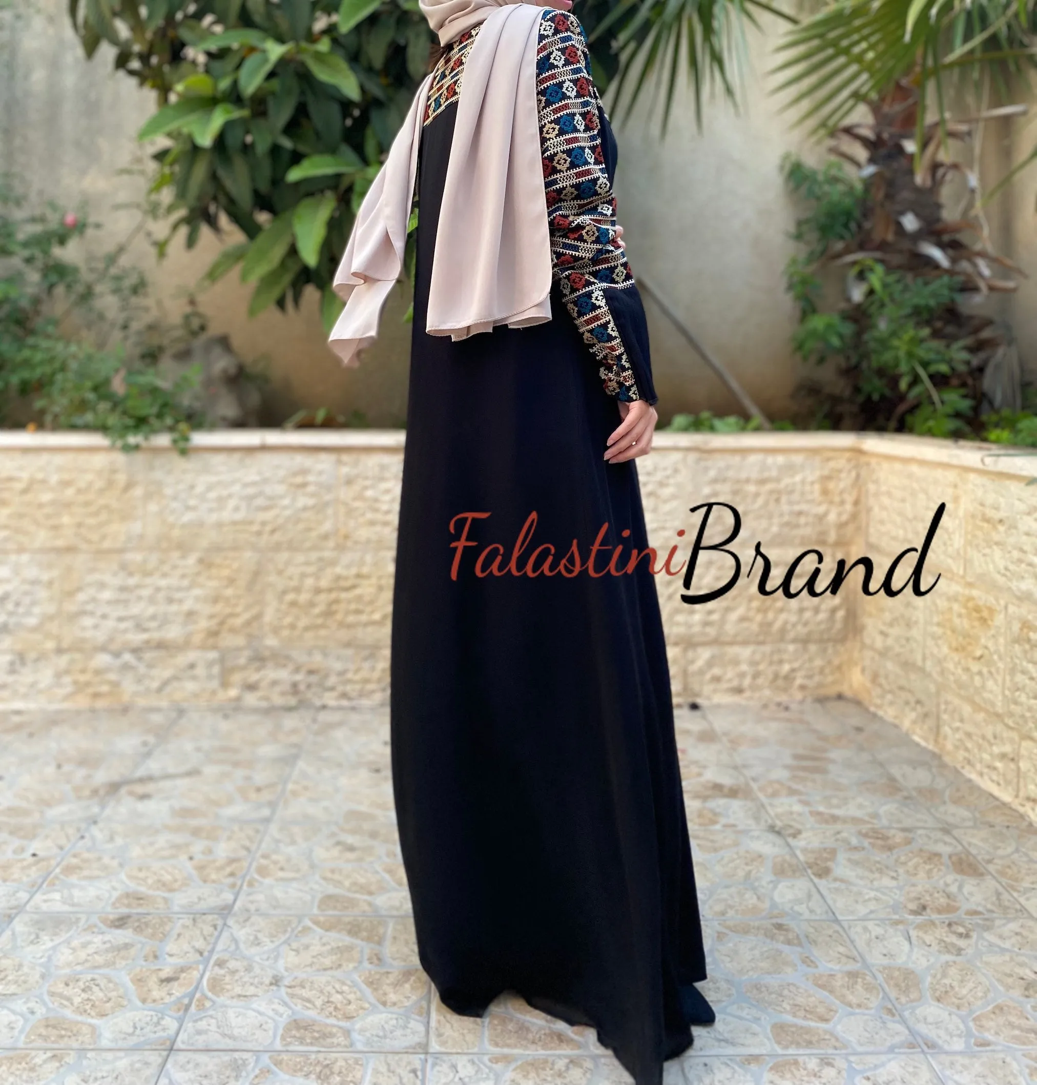 Soft Stunning Palestinian Embroidered Zipper Detail Abaya Asymmetric Embroidery