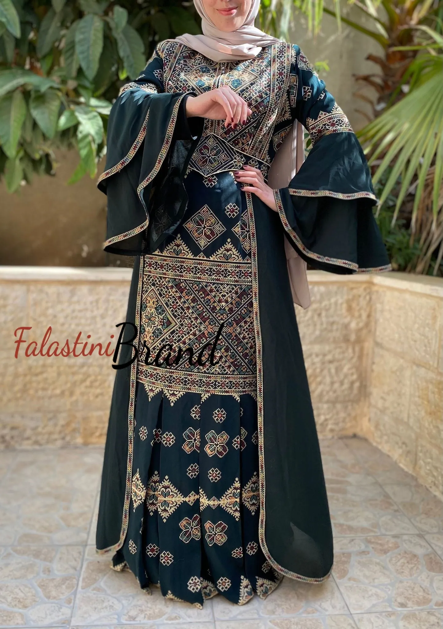 Stylish Mermaid Dark Green Palestinian Embroidered Dress with Skirt Side Details